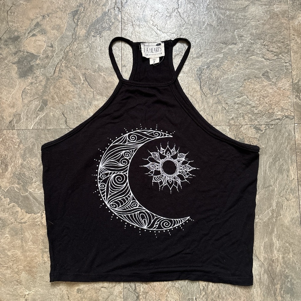 La Hearts Black Graphic Crop Tank Top